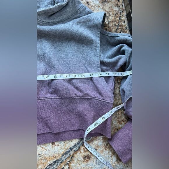 Gymshark Gray Hoodie XS - Picture 5 of 6